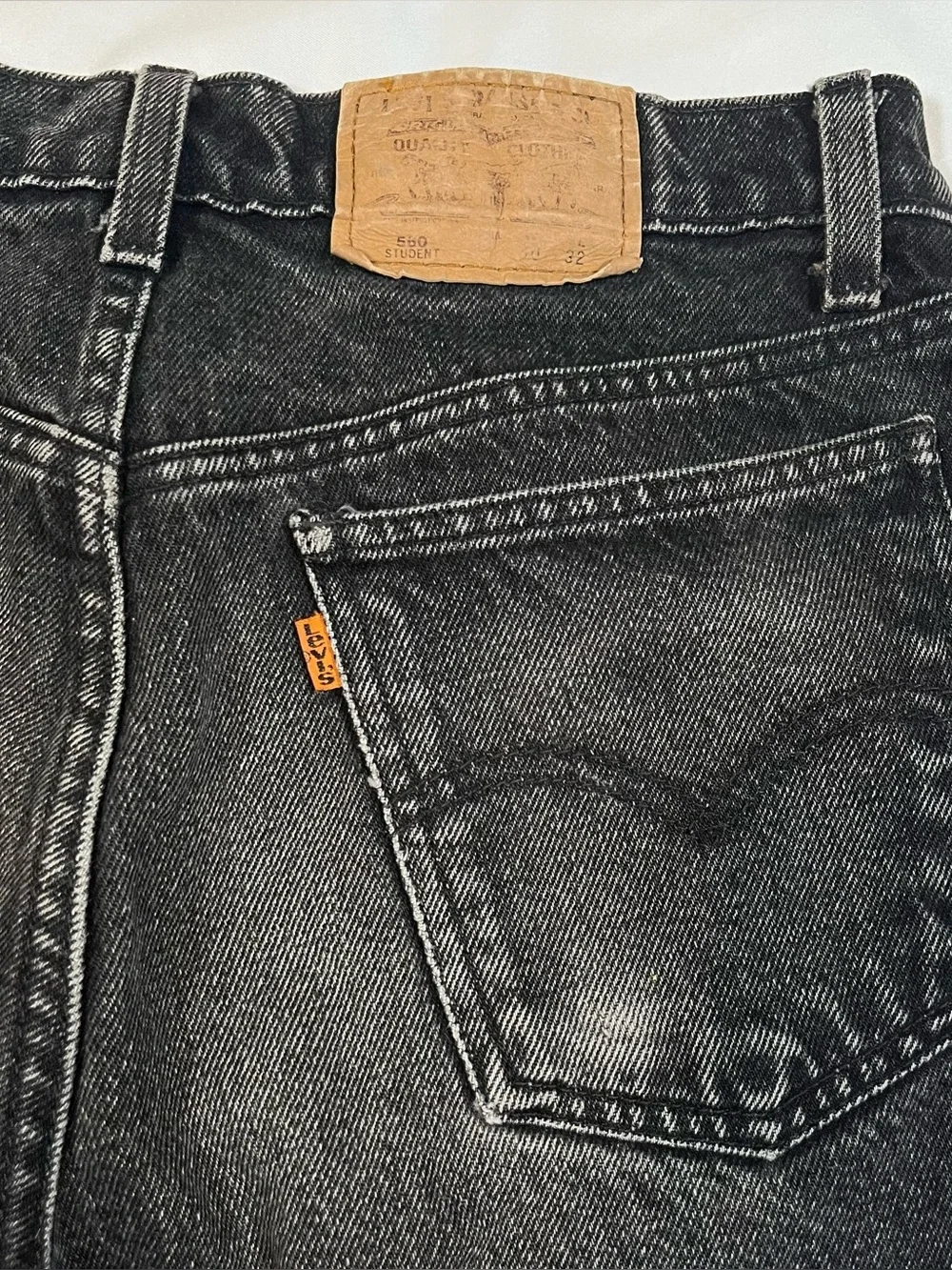 Vintage Levi’s 560 Orange Tab Jeans Tapered Leg Relaxed Fit Cut Hem True Vintage